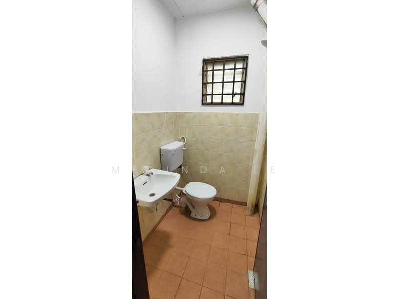 2-storey Terraced House for Sale in Taman Cahaya Masai (Pasir Gudang) - Melinda Ee - Bathroom - PropertyGuru.com.my
