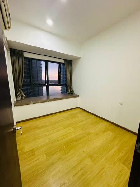Kondominium untuk Disewa di Bay Point @ Country Garden Danga Bay - Alviss Tay - View - PropertyGuru.com.my