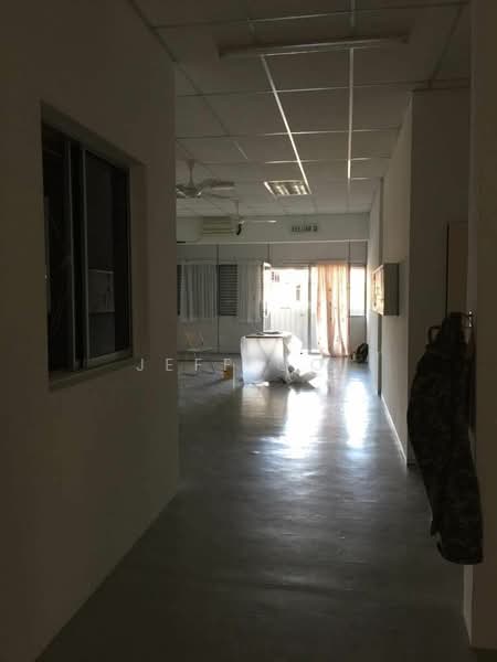 Shop / Office for Rent in Taman Rifle (Ayer Itam) - Jeff Ooi - Corridor - PropertyGuru.com.my