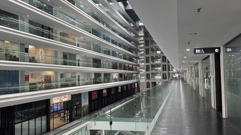 Office for Rent in Subang Jaya (Selangor) - Damon Wong - Corridor - PropertyGuru.com.my