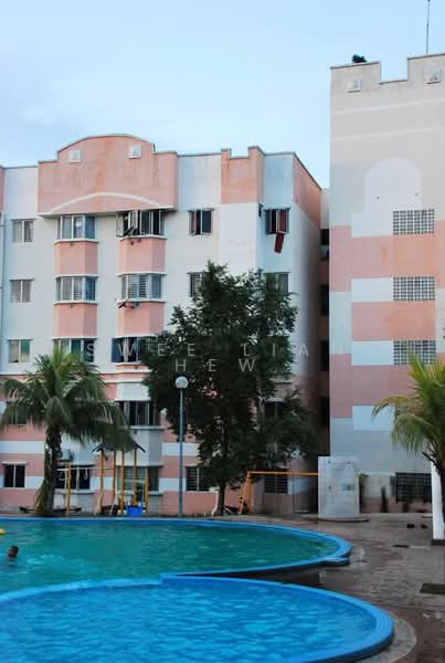 Pangsapuri untuk Dijual di Pangsapuri Mutiara Subang - Swee Lian Hew - Exterior - PropertyGuru.com.my