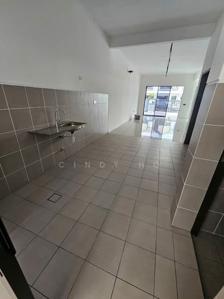 2-storey Terraced House for Rent in Dengkil (Selangor) - Cindy Ho - Kitchen - PropertyGuru.com.my