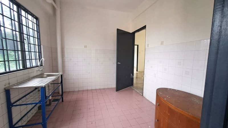 Apartment for Sale at Taman Bukit Mutiara Kajang - Izzati Mat - Kitchen - PropertyGuru.com.my