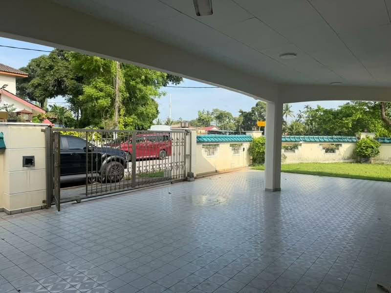 Rumah Teres 2 Tingkat untuk Dijual di Taman Daya (Kluang) - Zoey Lee - Exterior - PropertyGuru.com.my