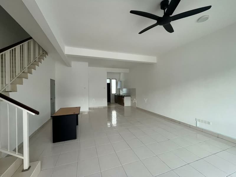 2-storey Terraced House for Rent in Johor Bahru (Johor) - Jas Tay - Living Room - PropertyGuru.com.my