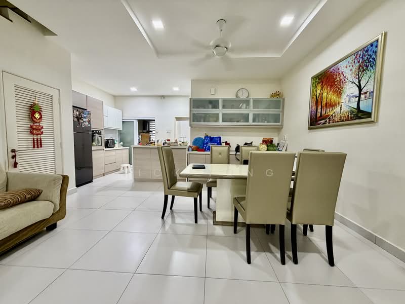 3-storey Terraced House for Sale in Bandar Mahkota Cheras (Cheras) - Nick Yong - Living Room - PropertyGuru.com.my