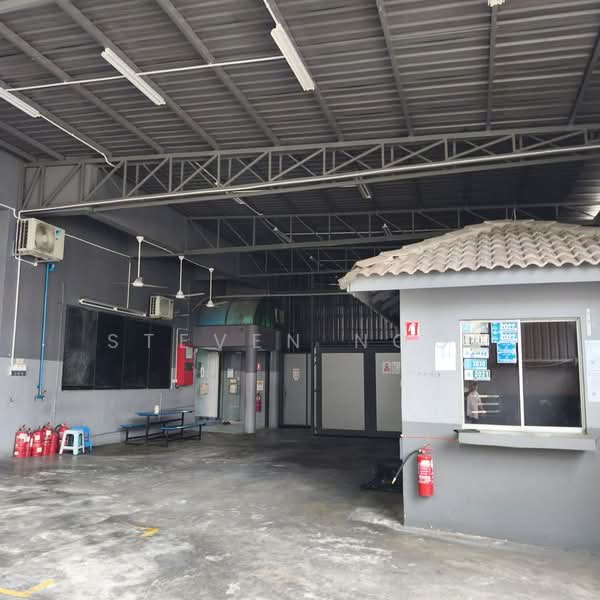 Kilang untuk Disewa di Taman Desa Cemerlang (Ulu Tiram) - Steven Ngoi - Exterior - PropertyGuru.com.my
