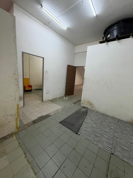 Kedai untuk Disewa di Taman Daya (Johor Bahru) - Kim . - Interior - PropertyGuru.com.my