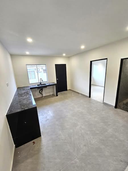 Rumah Teres 2 Tingkat untuk Dijual di Taman Selesa Jaya (Iskandar Puteri (Nusajaya)) - Eric Lee - Kitchen - PropertyGuru.com.my