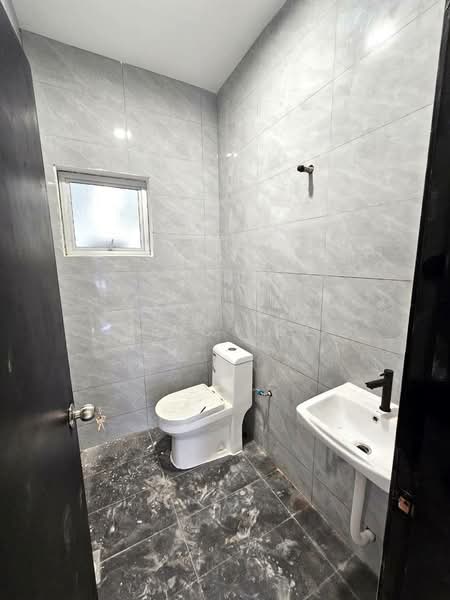 Rumah Teres 2 Tingkat untuk Dijual di Taman Selesa Jaya (Iskandar Puteri (Nusajaya)) - Eric Lee - Bathroom - PropertyGuru.com.my