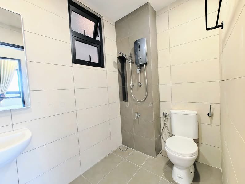Kondominium untuk Disewa di Setia Seraya Residences - Thoriq Suparman - Bathroom - PropertyGuru.com.my