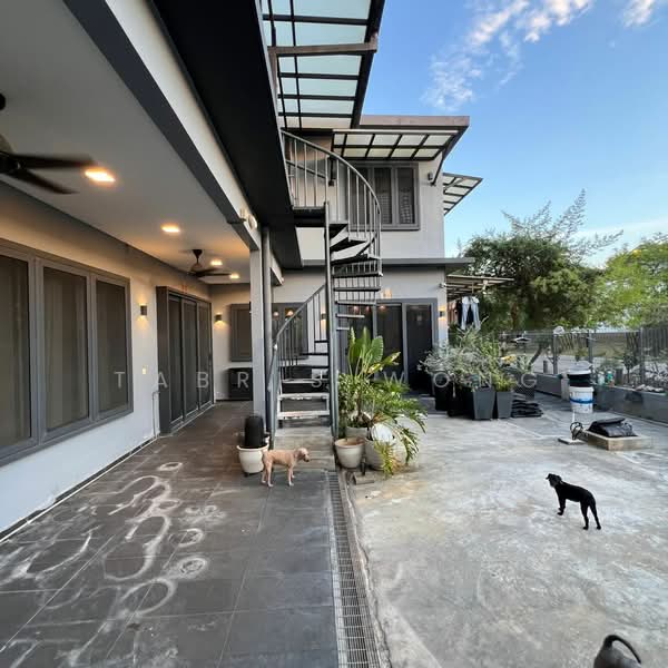 2-storey Terraced House for Sale in Kota Kemuning (Shah Alam) - Tabris Wong - Exterior - PropertyGuru.com.my
