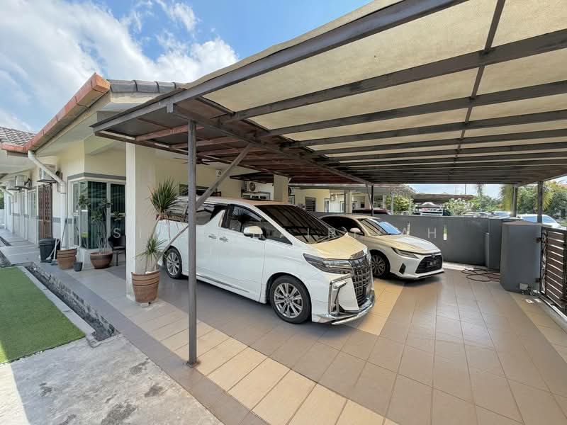 Semi-Detached House for Sale in Klang (Selangor) - SITI KHAIRIYAH JAAFAR - Exterior - PropertyGuru.com.my