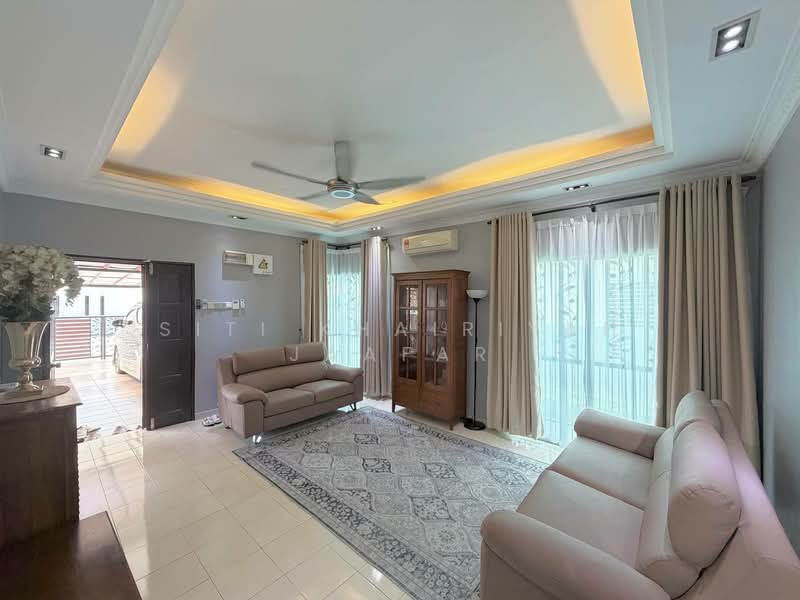 Semi-Detached House for Sale in Klang (Selangor) - SITI KHAIRIYAH JAAFAR - Living Room - PropertyGuru.com.my