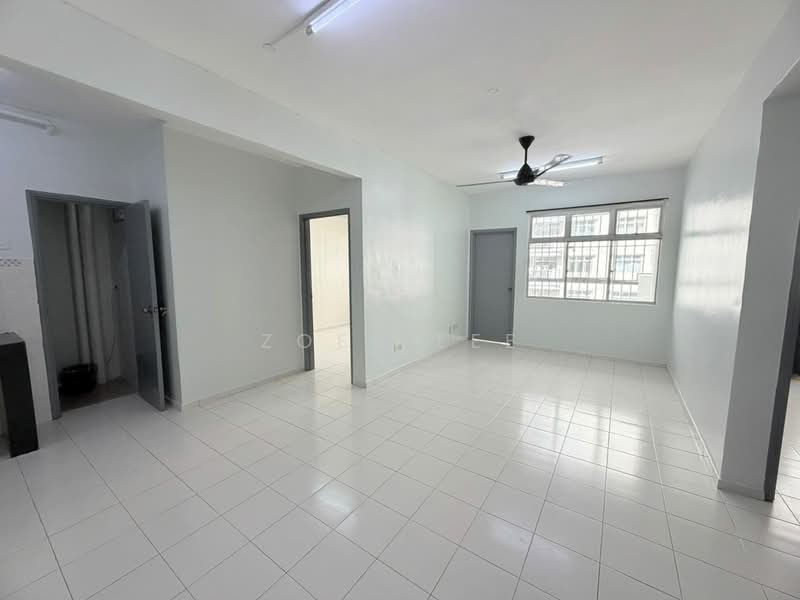 Apartment for Sale at Villa Krystal Apartment - Zoey Lee - Living Room - PropertyGuru.com.my
