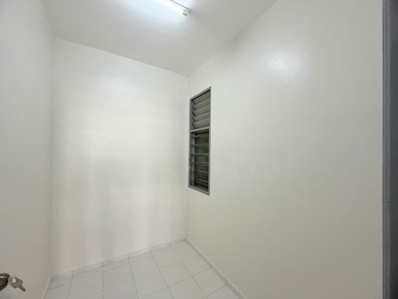 Apartment for Sale at Villa Krystal Apartment - Zoey Lee - Interior - PropertyGuru.com.my