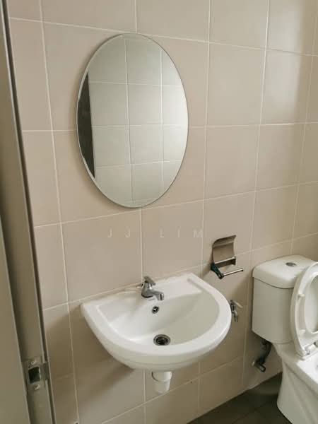 Kondominium untuk Disewa di Platinum Splendor Residence - JJ Lim - Bathroom - PropertyGuru.com.my