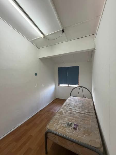 2-storey Terraced House for Rent in Permas Jaya (Johor) - Jas Tay - Bedroom - PropertyGuru.com.my