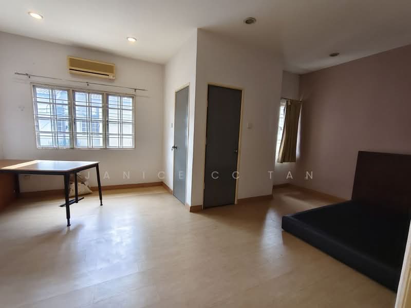Rumah Teres 2 Tingkat untuk Dijual di Bandar Bukit Puchong (Puchong) - Janice CC Tan - Bedroom - PropertyGuru.com.my