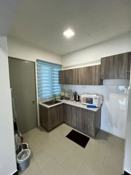 Pangsapuri untuk Disewa di Putra 1 - Kamil Radzuan - Kitchen - PropertyGuru.com.my