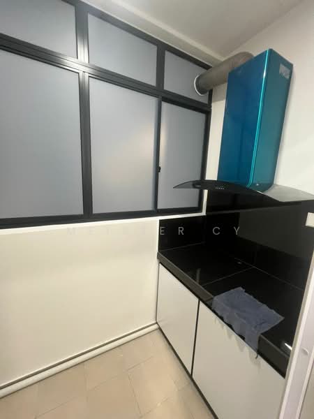 Servis Apartment untuk Disewa di Savvy @ Riana Dutamas - Meister CY - Kitchen - PropertyGuru.com.my