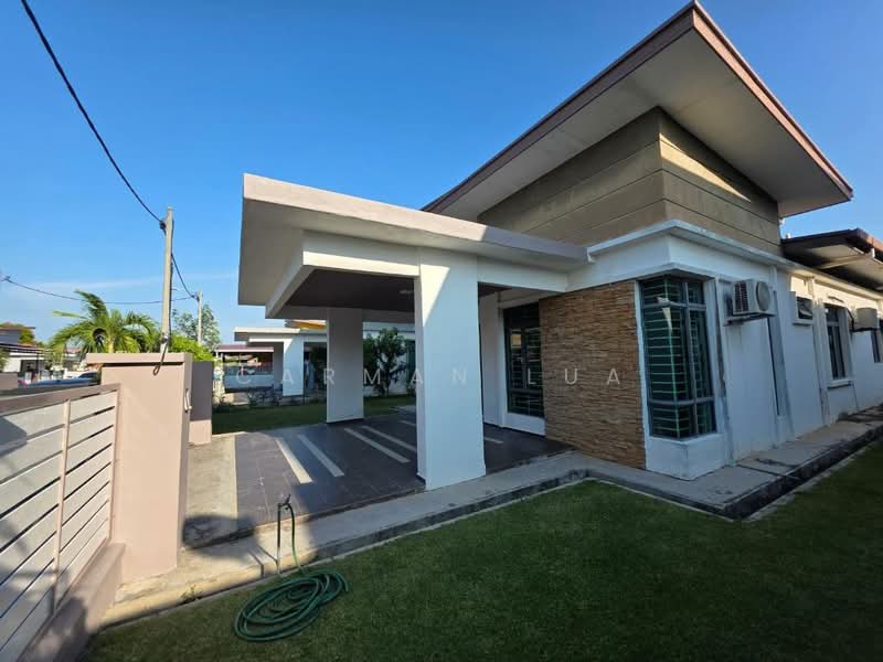 Rumah Banglo untuk Dijual di Alor Gajah (Melaka) - Carman Lua - Exterior - PropertyGuru.com.my