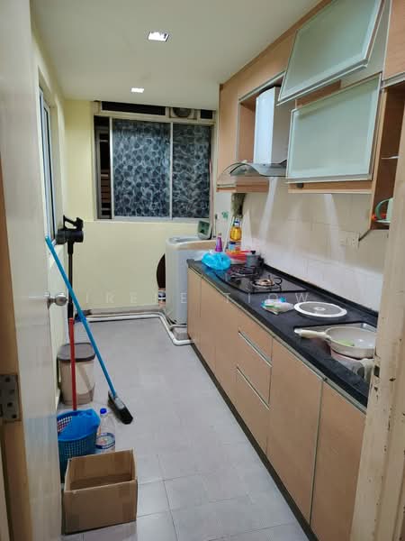 Servis Apartment untuk Dijual di Koi Kinrara - Irene Tiow - Kitchen - PropertyGuru.com.my
