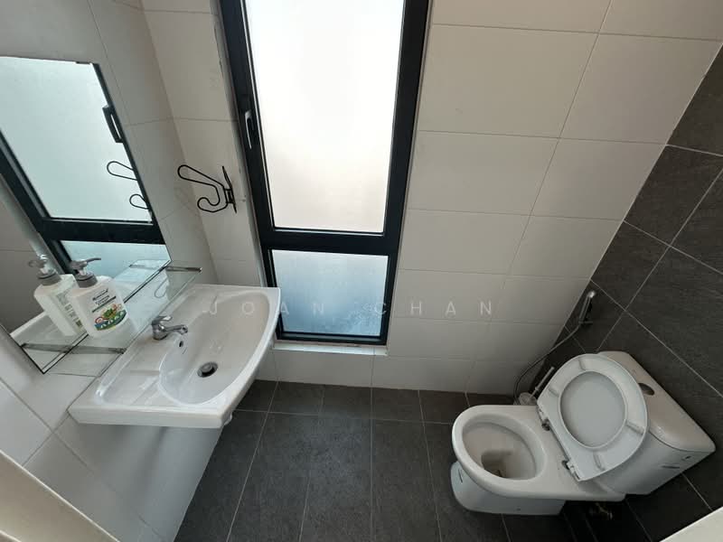 Pejabat untuk Disewa di Tropicana (Selangor) - Joan Chan - Bathroom - PropertyGuru.com.my