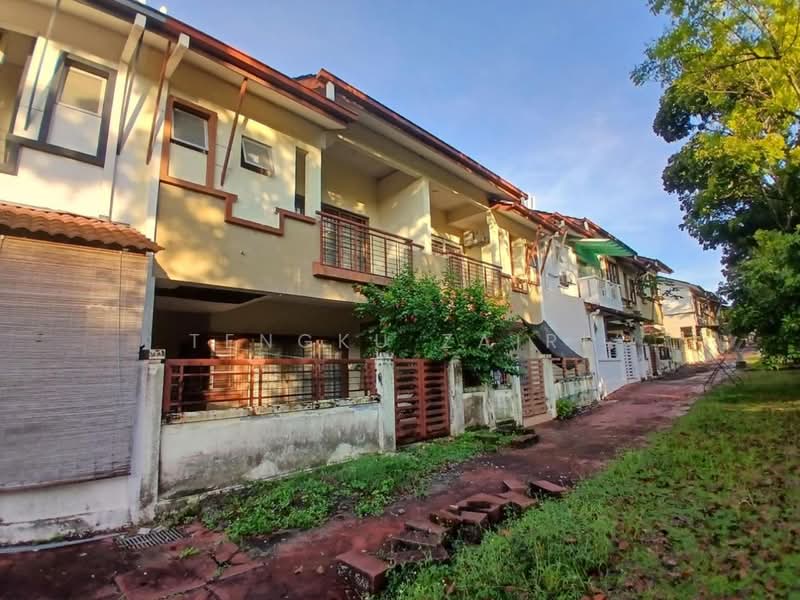 Rumah Teres 2 Tingkat untuk Dijual di Denai Alam (Shah Alam) - Tengku Zairi - PropertyGuru.com.my