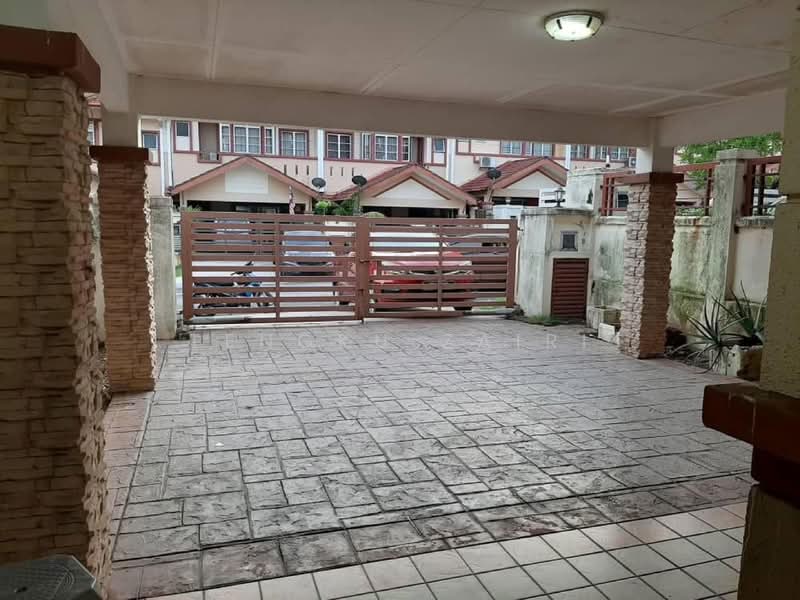 Rumah Teres 2 Tingkat untuk Dijual di Denai Alam (Shah Alam) - Tengku Zairi - PropertyGuru.com.my