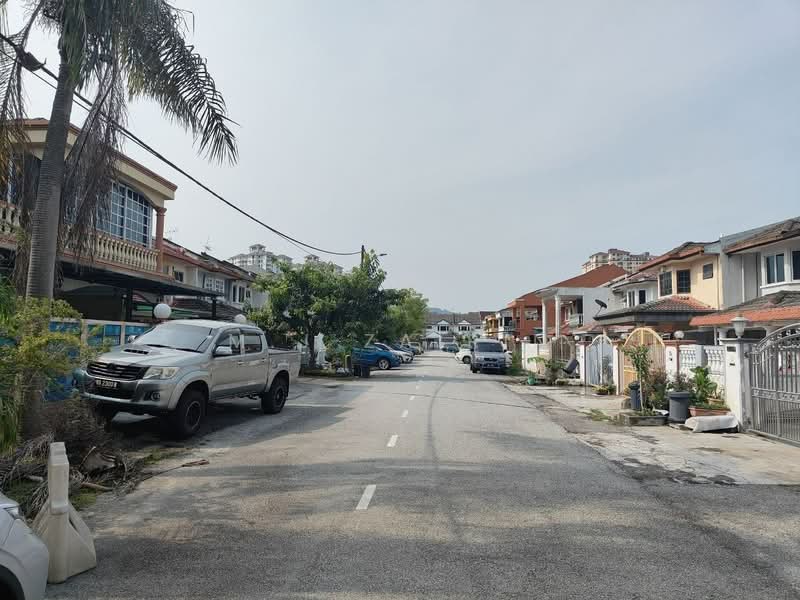 2-storey Terraced House for Sale in Bandar Baru Ampang (Ampang) - M.J Zairin - Exterior - PropertyGuru.com.my