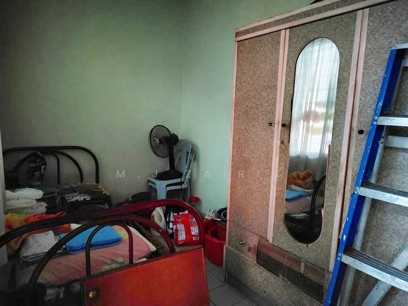 2-storey Terraced House for Sale in Bandar Baru Ampang (Ampang) - M.J Zairin - Bedroom - PropertyGuru.com.my