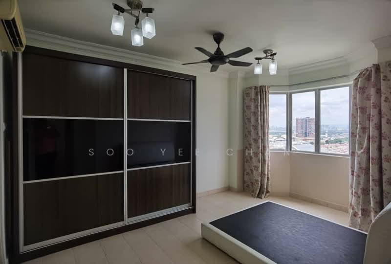 Kondominium untuk Dijual di Koi Tropika - Leo Lim - Bedroom - PropertyGuru.com.my