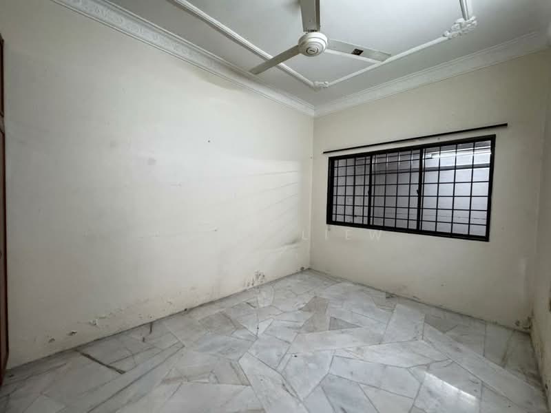 Semi-Detached House for Sale in Taman Sinfar (Ipoh) - Jacky Liew - Interior - PropertyGuru.com.my