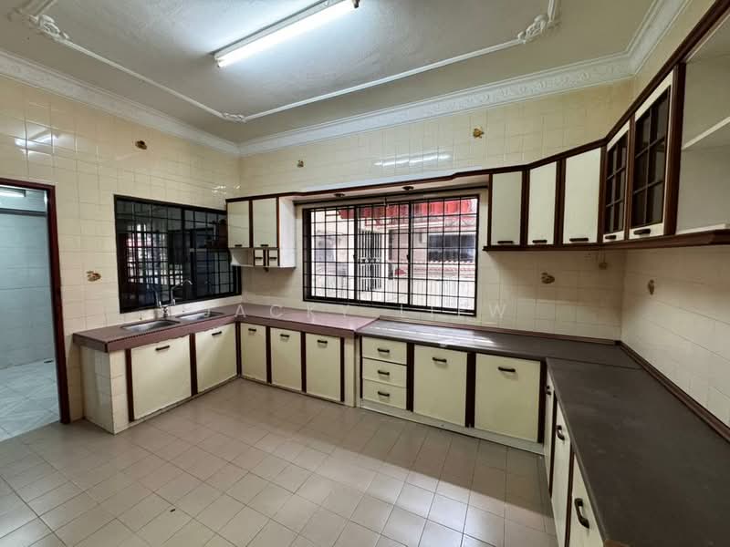 Semi-Detached House for Sale in Taman Sinfar (Ipoh) - Jacky Liew - Kitchen - PropertyGuru.com.my