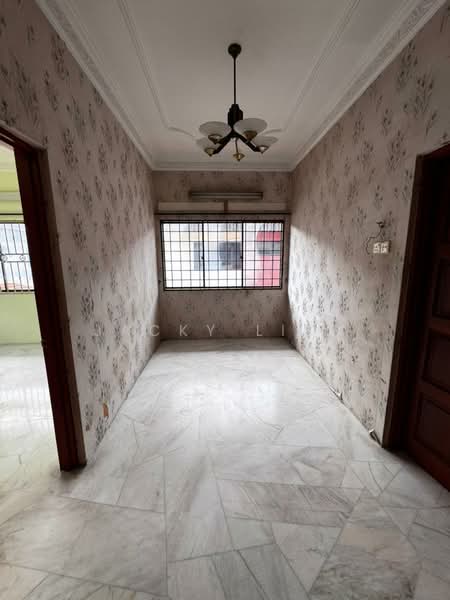 Semi-Detached House for Sale in Taman Sinfar (Ipoh) - Jacky Liew - Interior - PropertyGuru.com.my