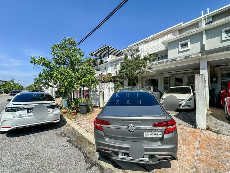 2.5-storey Terraced House for Sale in Bandar Baru Bangi (Selangor) - Ahmad Fikri Amer Hamzah - Exterior - PropertyGuru.com.my