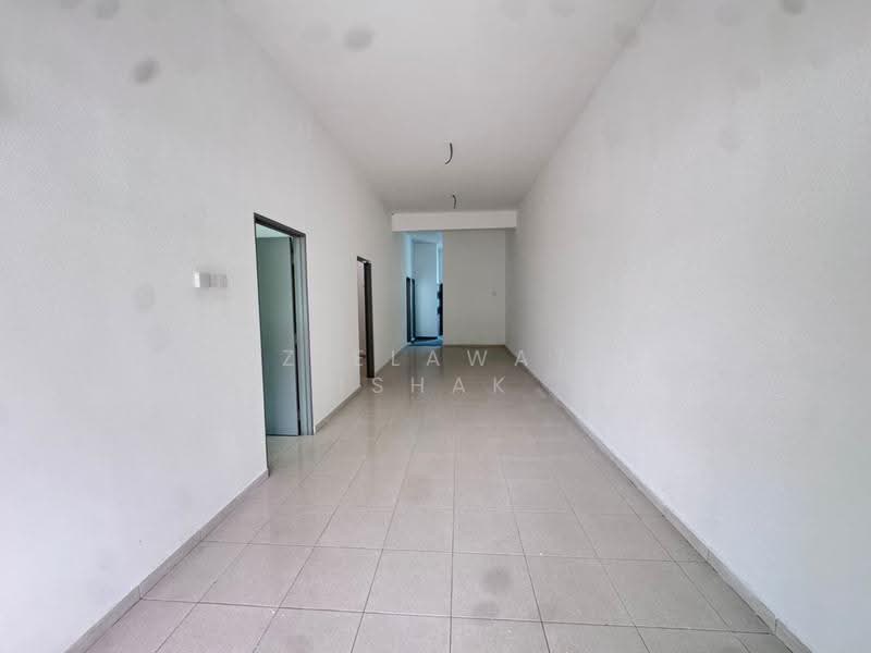 1-storey Terraced House for Sale in Kuantan (Pahang) - Fazielawatie Ishak - Corridor - PropertyGuru.com.my