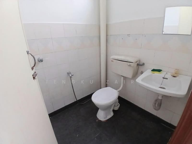 2-storey Terraced House for Sale in Puncak Alam (Selangor) - Tengku Zairi - PropertyGuru.com.my