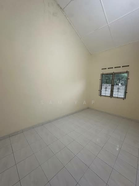 Rumah Teres 2 Tingkat untuk Disewa di Taman Jaya Mas (Skudai) - Sam Yap - Interior - PropertyGuru.com.my