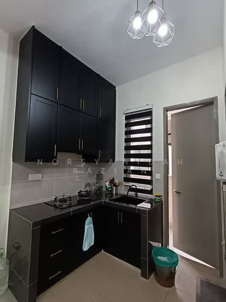 Townhouse for Rent in Kajang (Selangor) - Norsyahidah Razlan - Kitchen - PropertyGuru.com.my