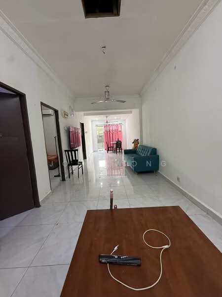 Rumah Teres 1 Tingkat untuk Disewa di Bandar Kinrara Seksyen 1 (Bandar Kinrara) - Joey Wong - Living Room - PropertyGuru.com.my