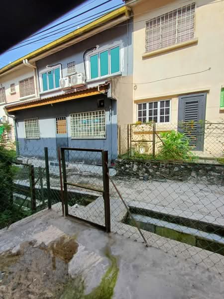 2-storey Terraced House for Sale in Taman Lestari Putra (Seri Kembangan) - Terry Hoh - PropertyGuru.com.my