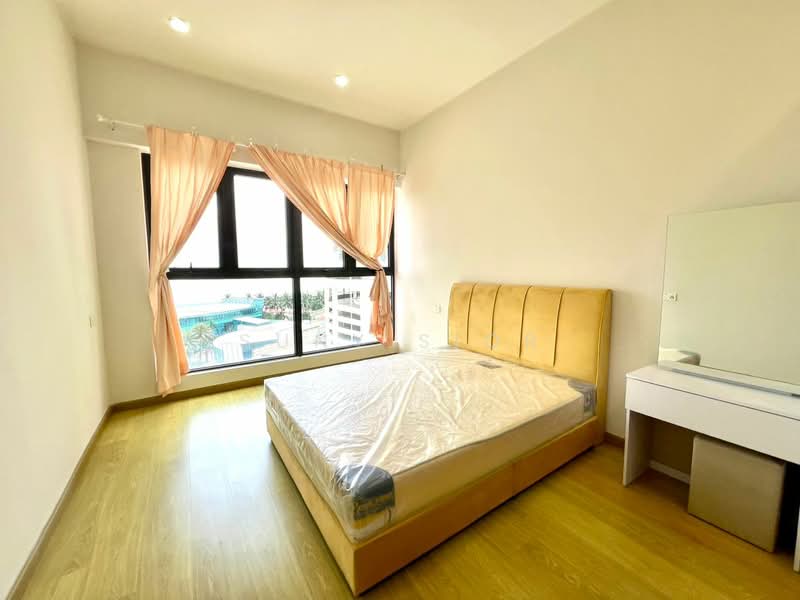 Condominium for Rent at Amberside @ Country Garden Danga Bay - Suny Sior - Bedroom - PropertyGuru.com.my