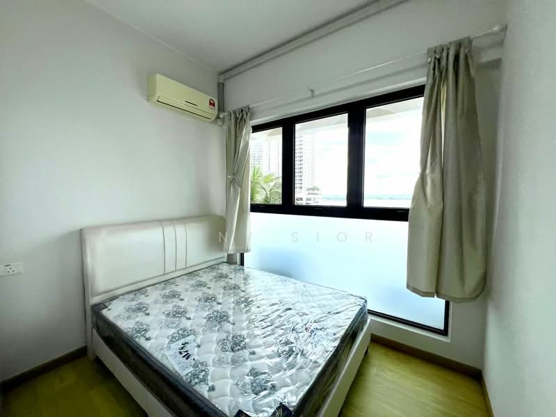 Condominium for Rent at Amberside @ Country Garden Danga Bay - Suny Sior - Bedroom - PropertyGuru.com.my