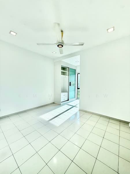 Condominium for Rent at T-Parkland - Kim Meng Lew - Bedroom - PropertyGuru.com.my