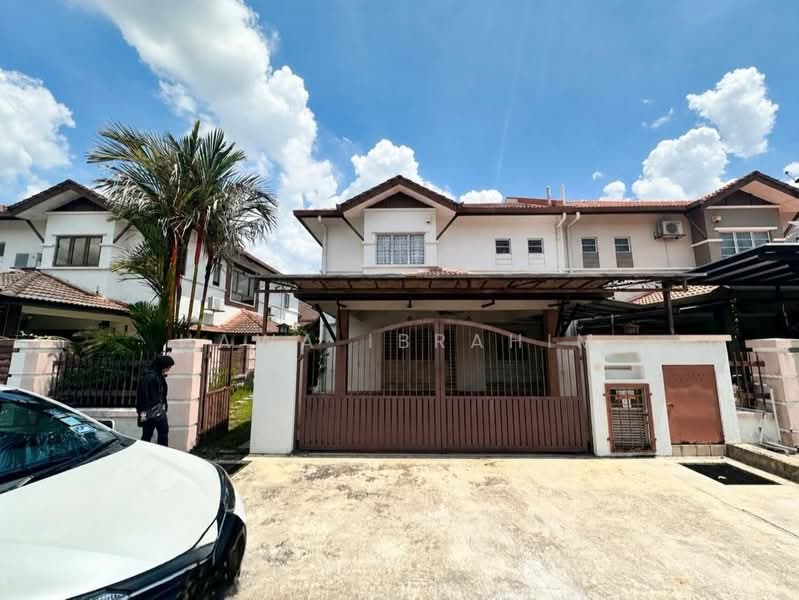 Semi-Detached House for Rent in Prima Saujana (Kajang) - Hawa Ibrahim - Exterior - PropertyGuru.com.my