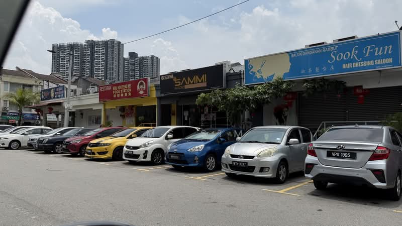 Shop for Rent in Bandar Puchong Utama (Puchong) - Ms Sim - Exterior - PropertyGuru.com.my