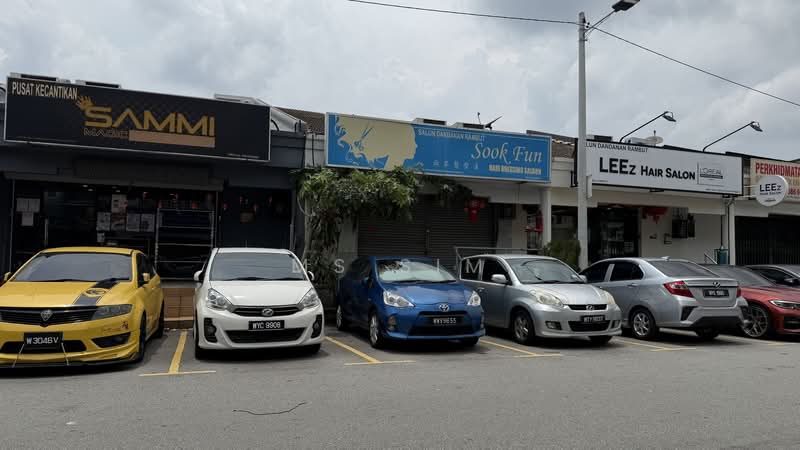 Shop for Rent in Bandar Puchong Utama (Puchong) - Ms Sim - Exterior - PropertyGuru.com.my