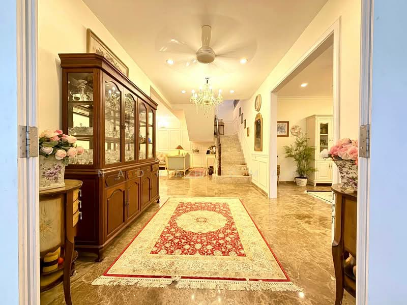 Rumah Berkembar untuk Dijual di Ulu Kelang (Selangor) - Nadrah Omar - Entrance - PropertyGuru.com.my